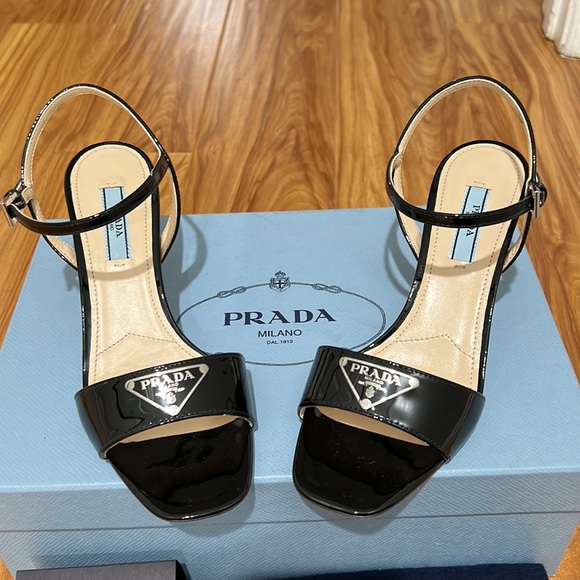 Prada Appliquéd Patent Leather Sandals NIB - Picture 7 of 16